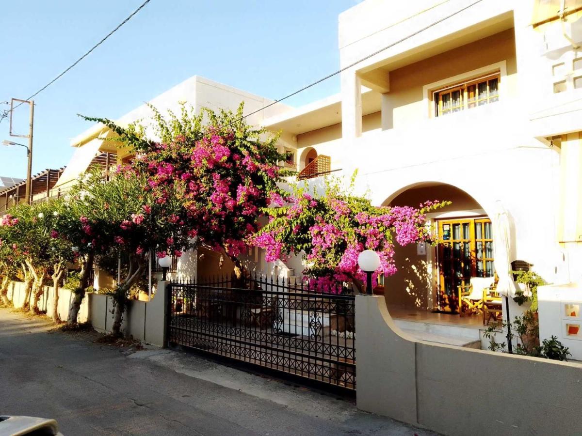 Irini Apartments Platanias  Ngoại thất bức ảnh