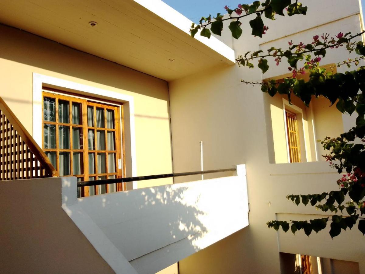 Irini Apartments Platanias  Ngoại thất bức ảnh