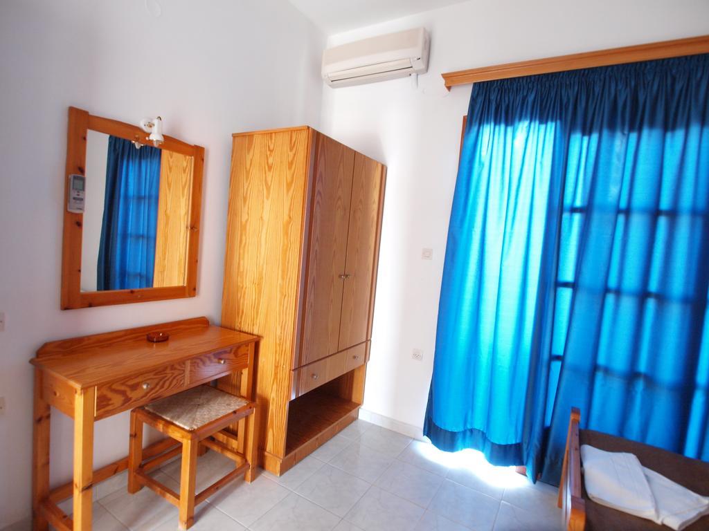 Irini Apartments Platanias  Ngoại thất bức ảnh