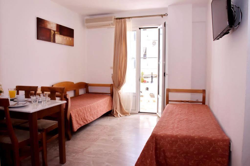Irini Apartments Platanias  Ngoại thất bức ảnh